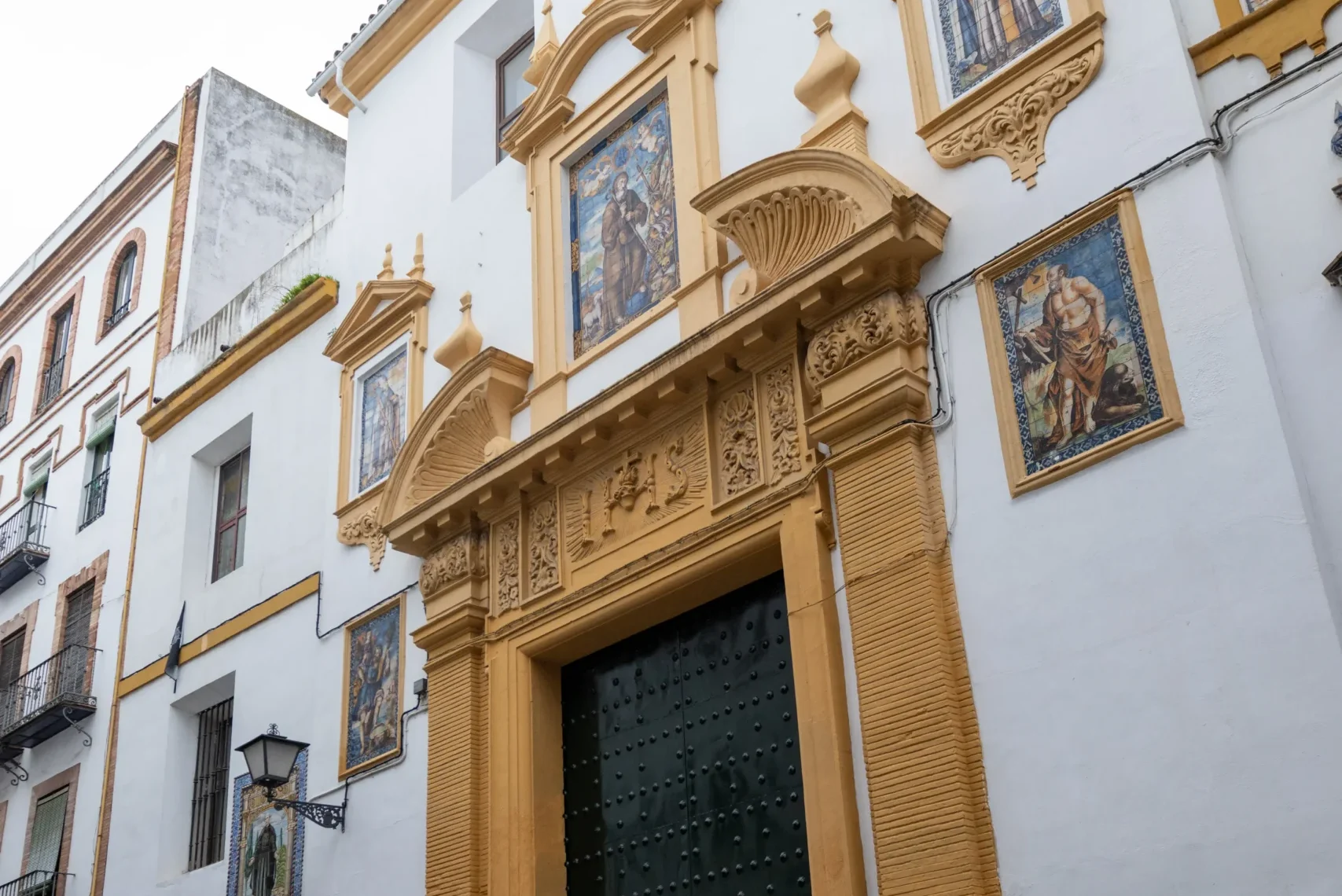 Horarios de la Iglesia y atención al hermano